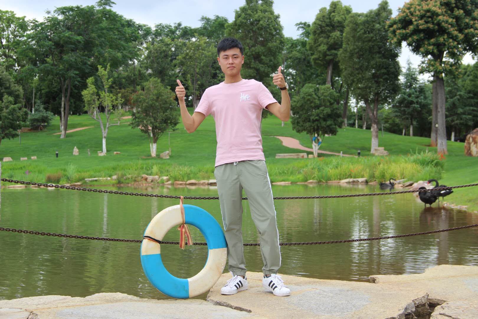 王国栋.jpg