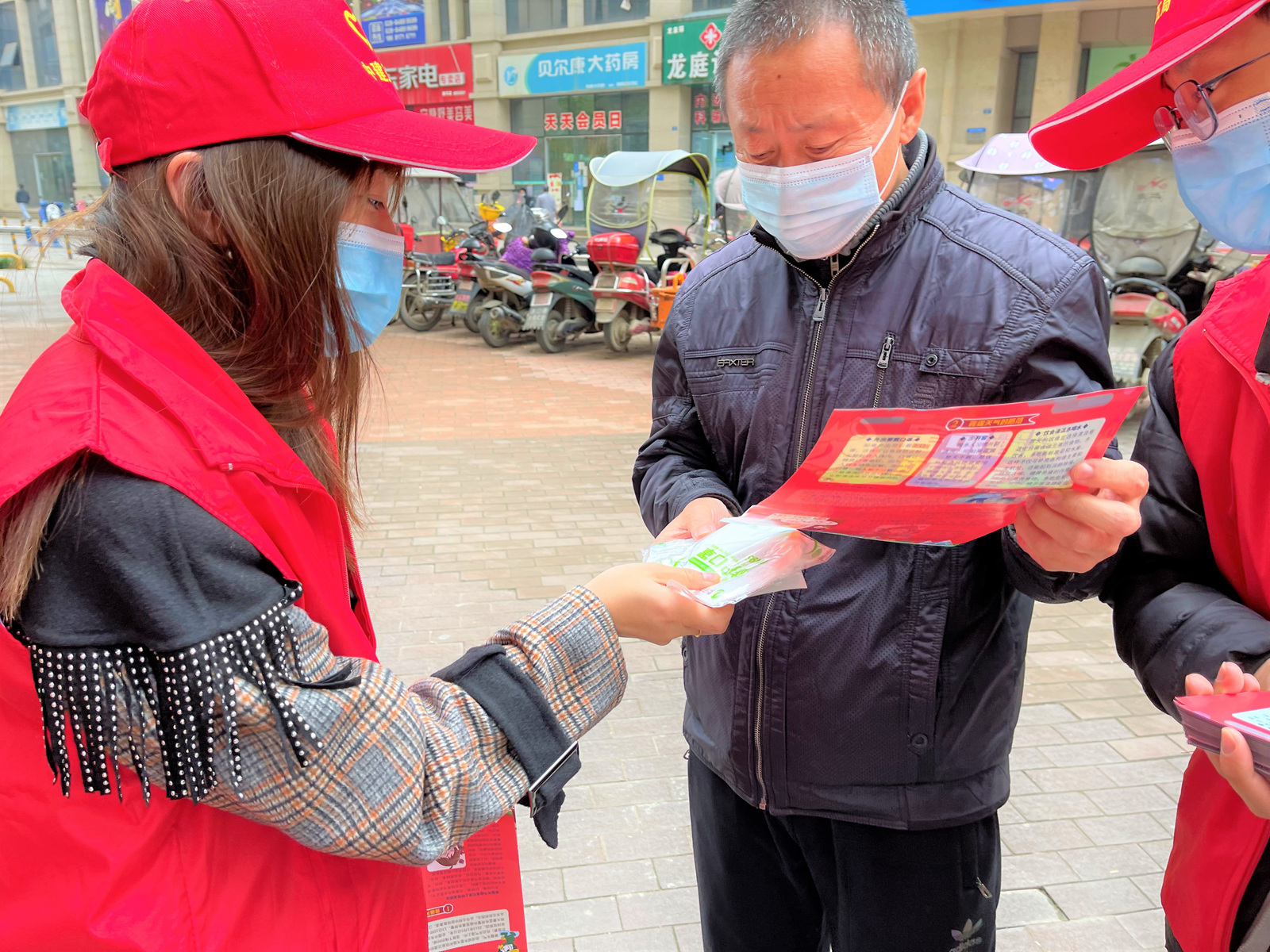 【我为群众办实事】四川分公司超英志愿者化身"蓝天卫士"