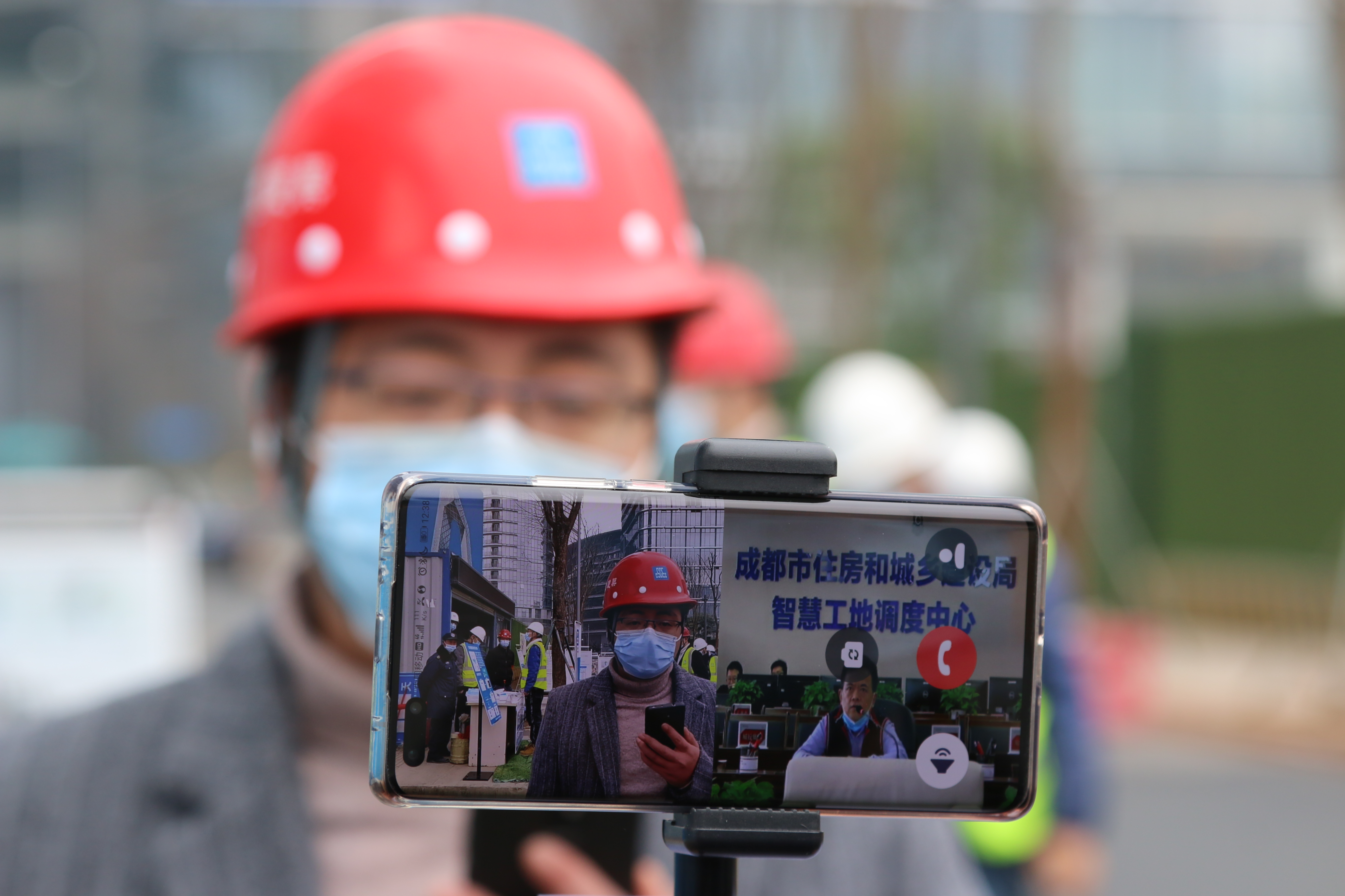 项目负责人在线汇报推演情况.JPG